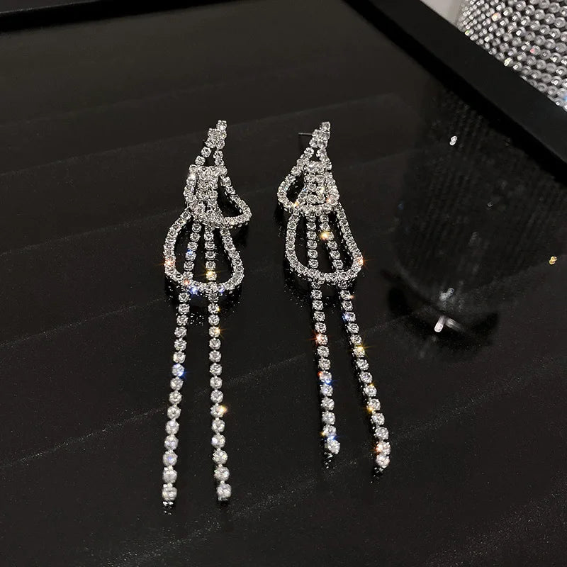 Long Rhinestone Tassel Earrings for Women 2024 New Fashion Statement Drop Earring Temperament Sparkle Geometry Jewelry Female