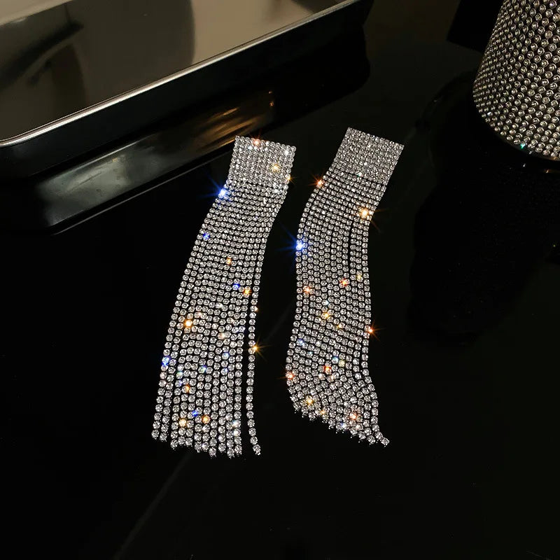 Long Rhinestone Tassel Earrings for Women 2024 New Fashion Statement Drop Earring Temperament Sparkle Geometry Jewelry Female